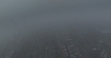 Shenzhen, Çin - 2022 Çemberi: Çin 'in Shenzhen kentindeki Yantian limanındaki hava manzarası