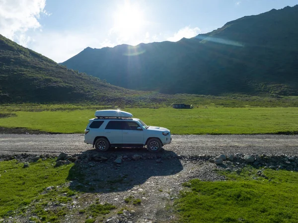Auto Viaggio Strada Sul Sentiero Montagna Alta Quota Cina — Foto Stock
