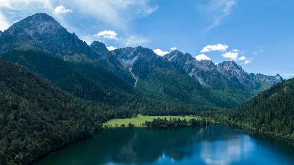 Beautiful View High Altitude Forest Mountain Lake Landscape Sichuan China — Stock Photo, Image