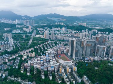 Shenzhen, Çin - Haziran 01.2022: Shenzhen şehrindeki hava manzarası, Çin