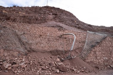 Tibet, Çin 'de toprak kayması var.