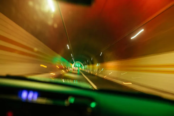 Вождение Автомобиля Тоннеле — стоковое фото