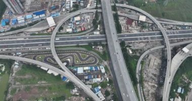 Asya 'nın modern şehrinin havadan görünüşü