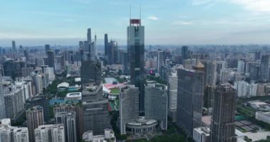 Asya şehrinin havadan görünüşü, modern binalar.