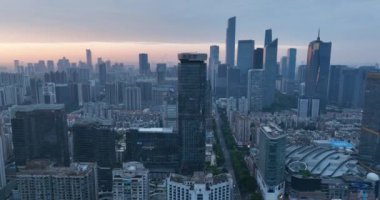 Hong Kong şehrinin hava görüntüsü.