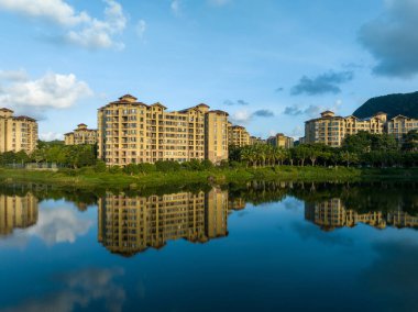 Çin 'in Hainan ilindeki modern tatil evleri