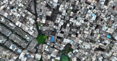 Guangzhou, Çin 'deki eski evlerin havadan çekilmiş görüntüleri.