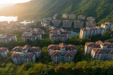 Çin 'in Hainan eyaletinde güzel bir manzara.