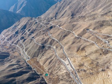 nujiang eğri nehir 72 açmak yol Tibet, Çin 