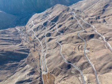 nujiang eğri nehir 72 açmak yol Tibet, Çin 