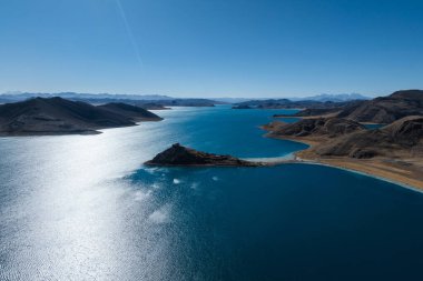 Aerial view of  beautiful Yamdrok Yumtso lake in Tibet, China clipart