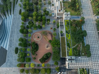 Güzel park manzarasının havadan görünüşü