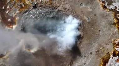 Tibet, Çin 'de doğal jeotermal kaynaklar. 