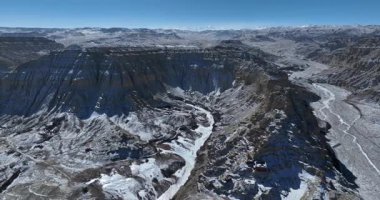 Çin 'deki güzel dağların havadan görünüşü