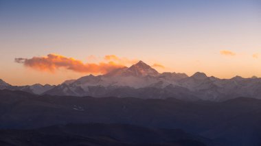 Tibet, Çin 'deki Everest Dağı manzarası