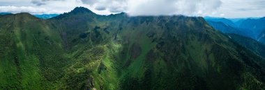 Güzel yüksek irtifa dağ manzarası