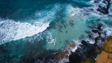 Sri Lanka'da güzel deniz manzarası havadan görünümü