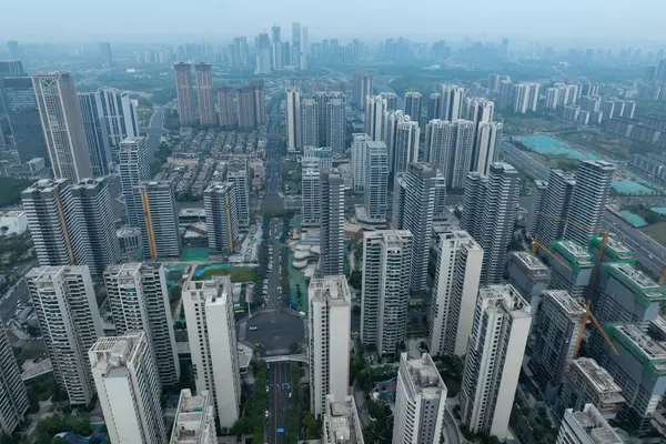 Chengdu şehrindeki Tianfu Yeni Alan manzarası, Çin 