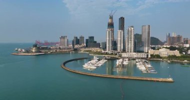 Shenzhen, Çin: Çin 'in Şenzen şehrindeki manzaranın hava görüntüleri