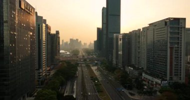 Gün batımında şehrin havadan görünüşü, Çin 