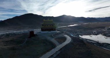 Çin Guandi Tapınağı Tibet, Çin