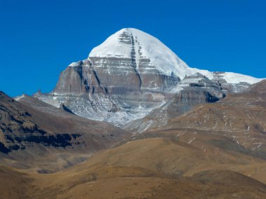 Kışın Kailash Dağı manzarası, Tibet, Çin