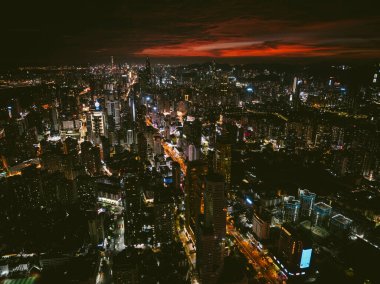 Shenzhen, Çin - 14 Temmuz 2022: Shenzhen şehrindeki manzara manzarası, Çin