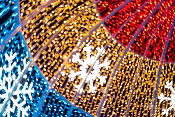 Абстрактні Вогні Різдвяні Вуличні Прикраси Поза Фокусом Формі Кіл Блакитні — стокове фото