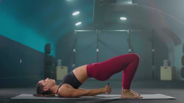 Young Fit Woman Sportswear Doing Yoga Gym Bridge Pose — Stok video