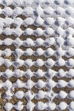 Dalgalı şekilli kar ile paralel desen ve arkaplan - tekdüze olmayan ızgara