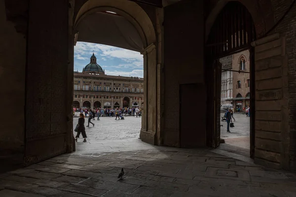 Ruime Blik Architectonische Blikken Mensen Van Middeleeuwse Stad Bologna Emilia — Stockfoto