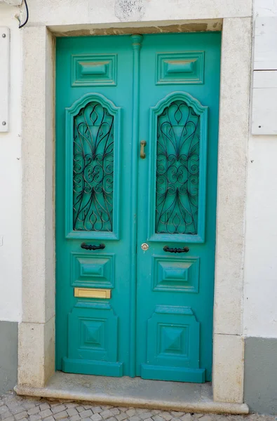 Szüreti Bejárati Ajtó Élénk Kék Színnel Fémes Díszítéssel Részletek Algarve — Stock Fotó