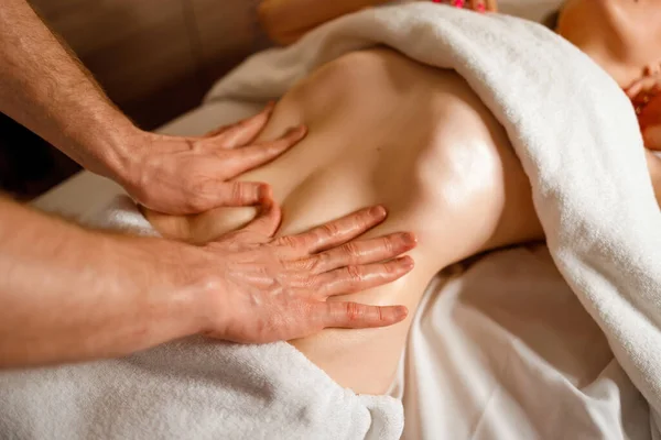 Close View Massage Therapist Doing Stomach Massage Woman Spa Salon — Fotografia de Stock