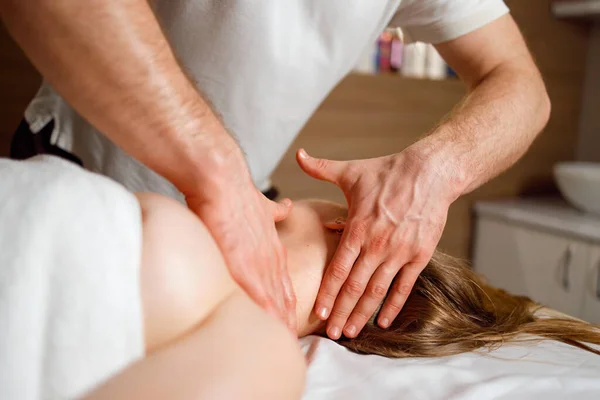 Close View Masseur Hands Giving Neck Head Massage Young Woman — Fotografia de Stock
