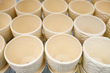 Boş saksıların en üstteki görünümü