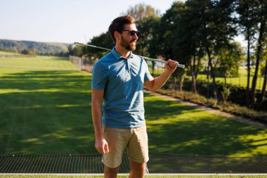 Oyun Başlıyor: Bir Golf Macerası Başlıyor