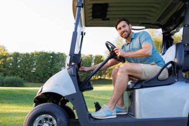 Golf Pisti Taşımacılığı: Otomobilde