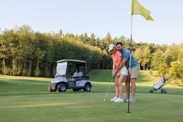 End-of-Game Serenity for Golfing Duo