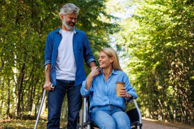 Hareketteki Kapsayıcılık: Taşınabilirlik Yardım Çifti
