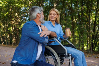 Aşk Sınırsız Bilen: Tekerlekli sandalyeli Park Huzuru