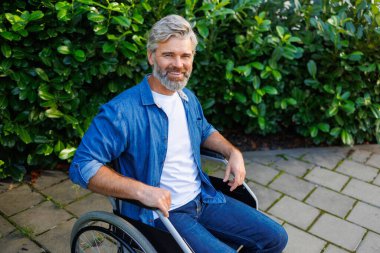 Doğa Araştırmaları: Doğadaki Engelli Adam