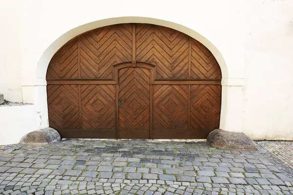 Ancient Wooden Door Semicircular Gate Ancient Street — Stock Photo, Image