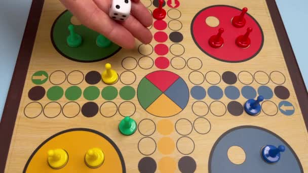 Close View Throwing Die Game Board Playing Ludo Pachisi Board — Vídeo de Stock