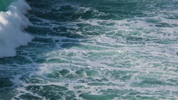 Beautiful Turquoise Waves Deep Atlantic Ocean Nazare Portugal View High — Stock video