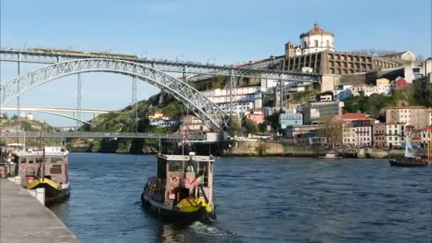 Porto Portugal 2023 Toeristisch Uitzicht Prachtige Oude Binnenstad Van Porto — Stockvideo