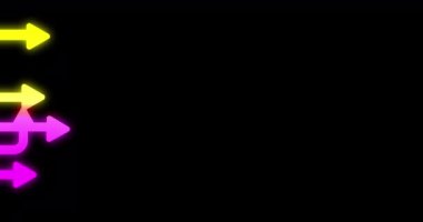 Yönlendirme konsepti. Soyut oklar minimum düz dizayn animasyonu. Siyah arkaplan üzerinde hareketli oklar, işaretler veya yönler