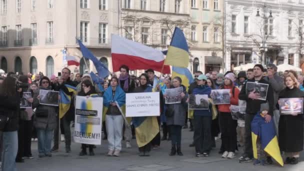 Krakow Πολωνια Φεβρουαριου 2024 Συνάντηση Στην Πλατεία Τις Εθνικές Σημαίες — Αρχείο Βίντεο