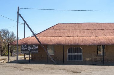 Lindley, Güney Afrika - 26 Mayıs 2025 Lindley 'deki Havari İnanç Misyonu Kilisesi.