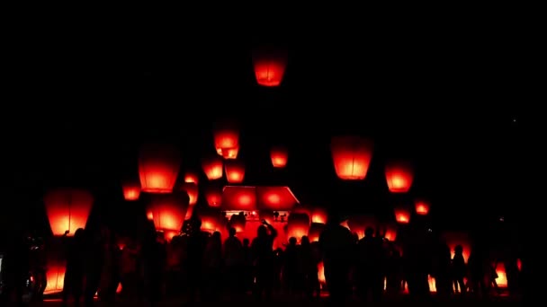 New Taipei Tayvan Pingsi Gökyüzü Fener Festivali — Stok video
