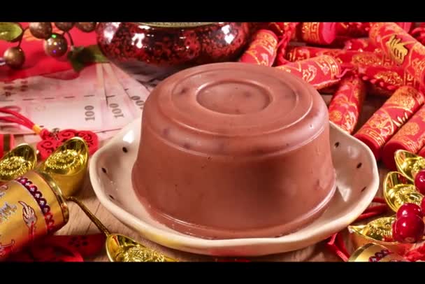 Pastel Arroz Frijol Rojo Plato Mesa Con Decoraciones Chinas Año Video de stock libre de derechos
